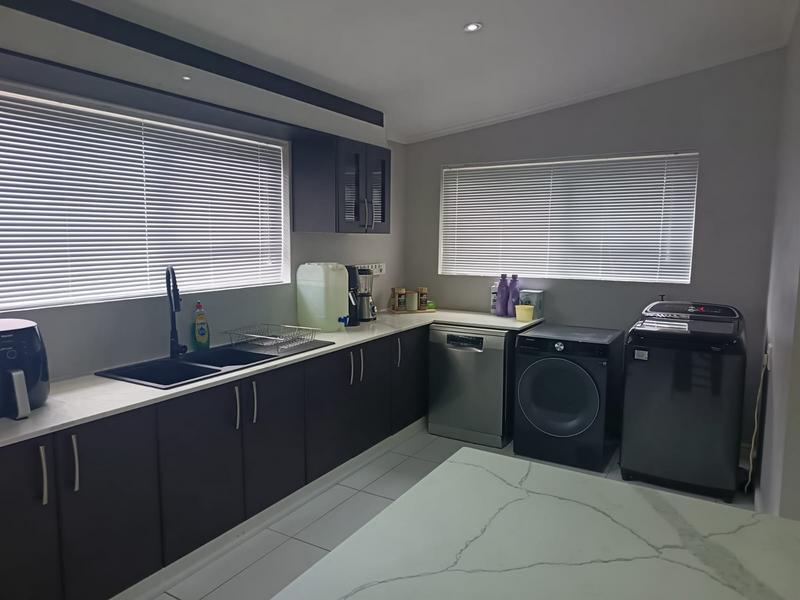 4 Bedroom Property for Sale in Kunene Park Eastern Cape